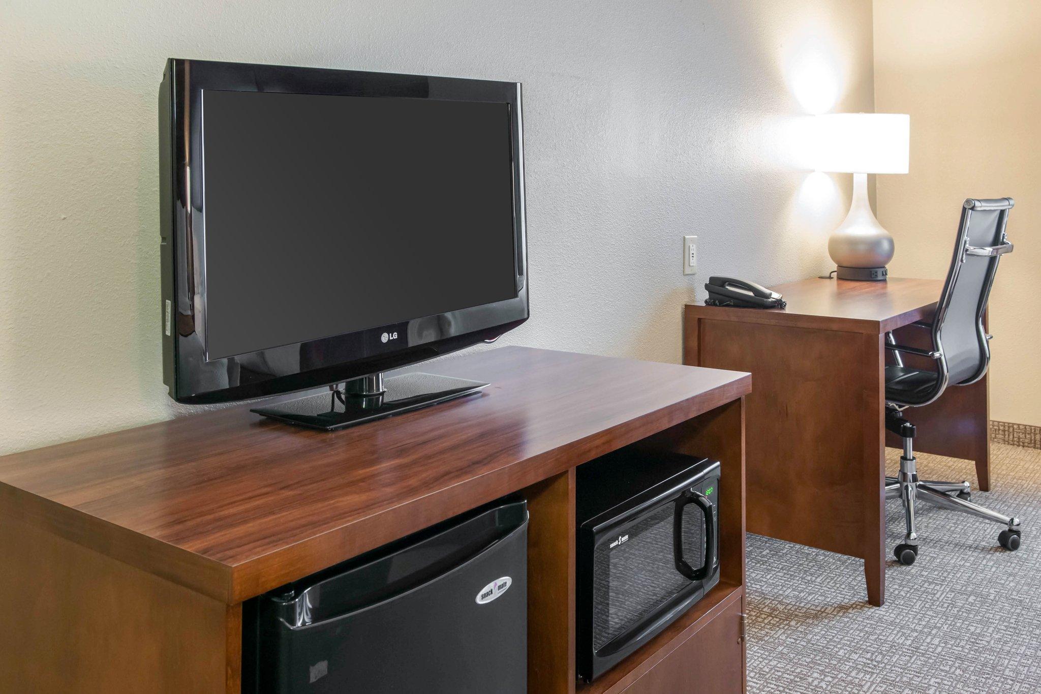 Comfort Suites Terre Haute University Area Ngoại thất bức ảnh