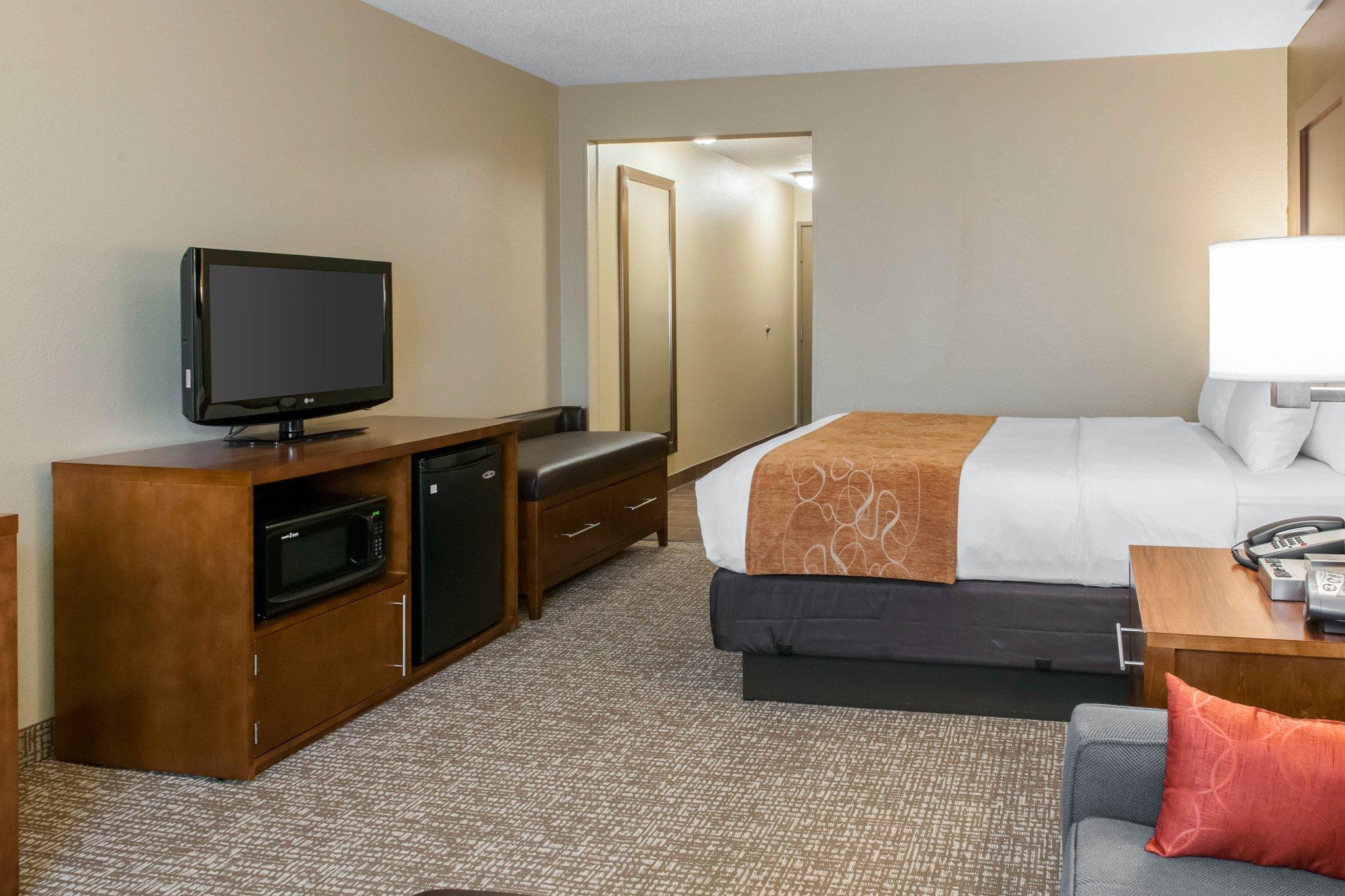Comfort Suites Terre Haute University Area Ngoại thất bức ảnh