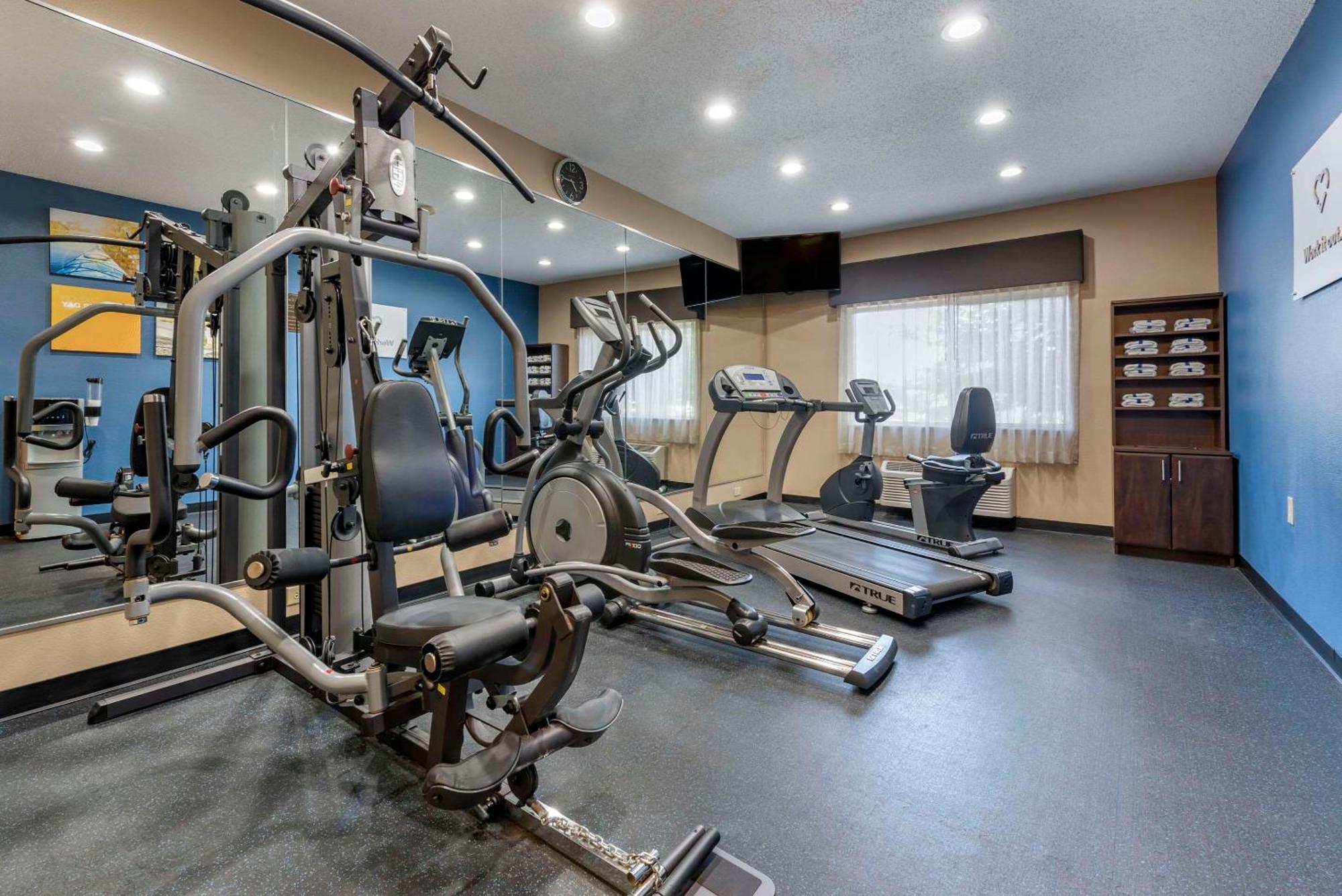 Comfort Suites Terre Haute University Area Ngoại thất bức ảnh